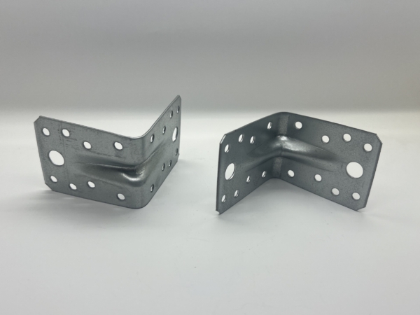 Rothoblaas WBR Angle Bracket 55x70x70x1.5mm ( New ) - Image 2
