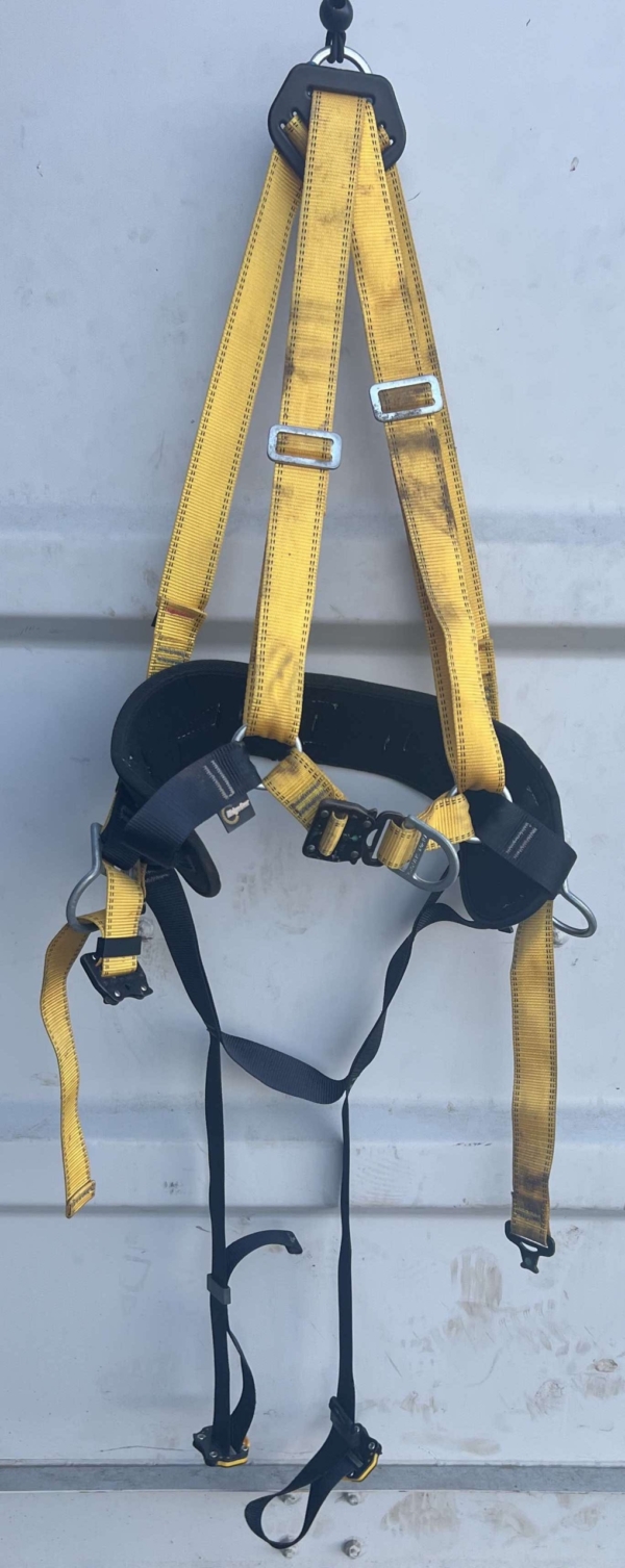RIDGEGEAR – RGH11 Front, Rear & Side D Utility Harness (Used )