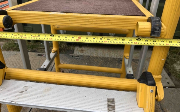 UGO Pak Flat Flat Podium Steps 950mm (Used) - Image 5